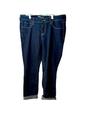 Old Navy Women’s The Flirt Distressed Cuff Straight Leg Jeans Size 12 Long – Cas